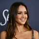 Image for article titled Okay, Maybe Jessica Alba Was Allowed to Make Eye Contact With the Cast of Beverly Hills, 90210
